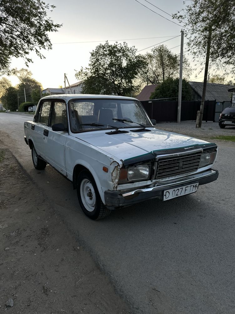 Продам машину срочно
