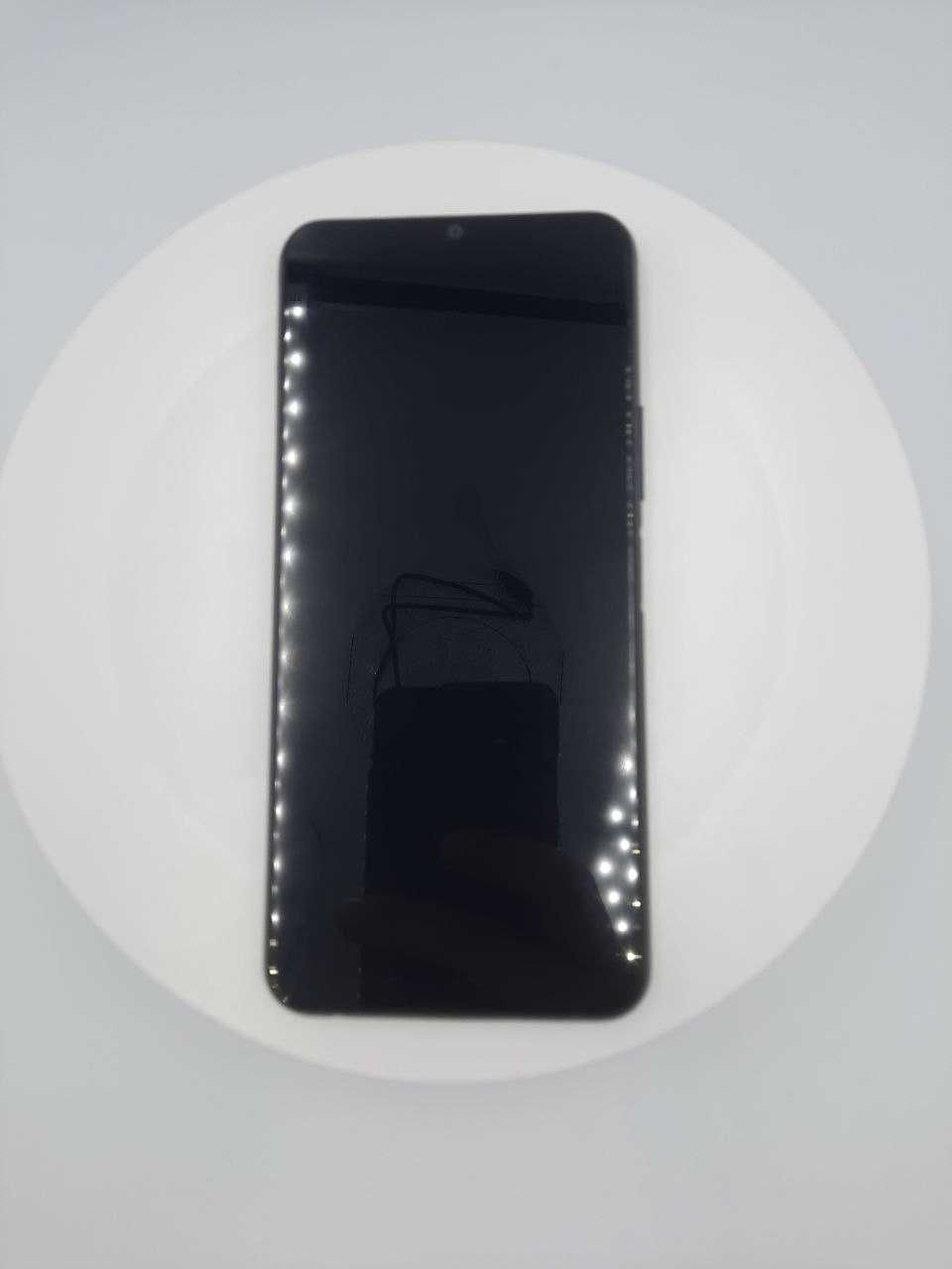 Смартфон Vivo V2027