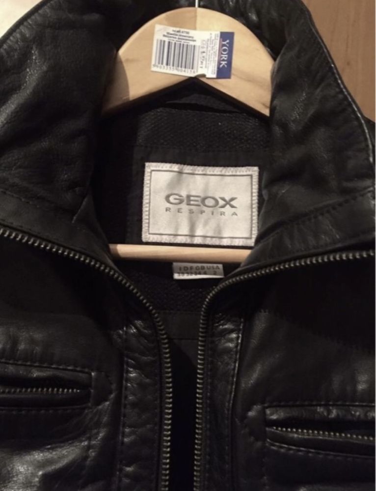 Кожаные женские куртки Geox