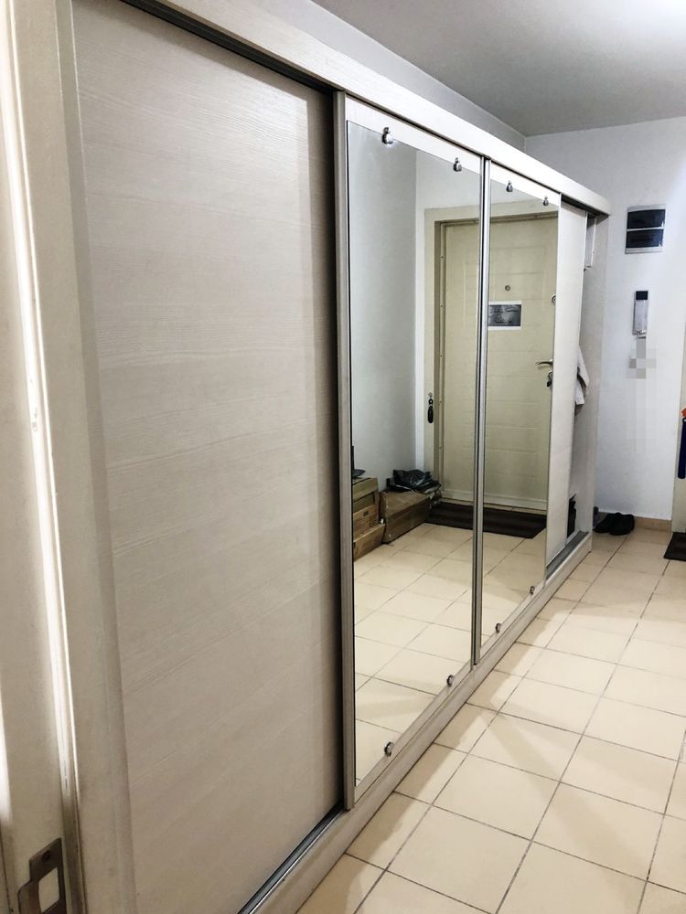 Продается Шкаф длина 4м, высота 2м, ширина 70см