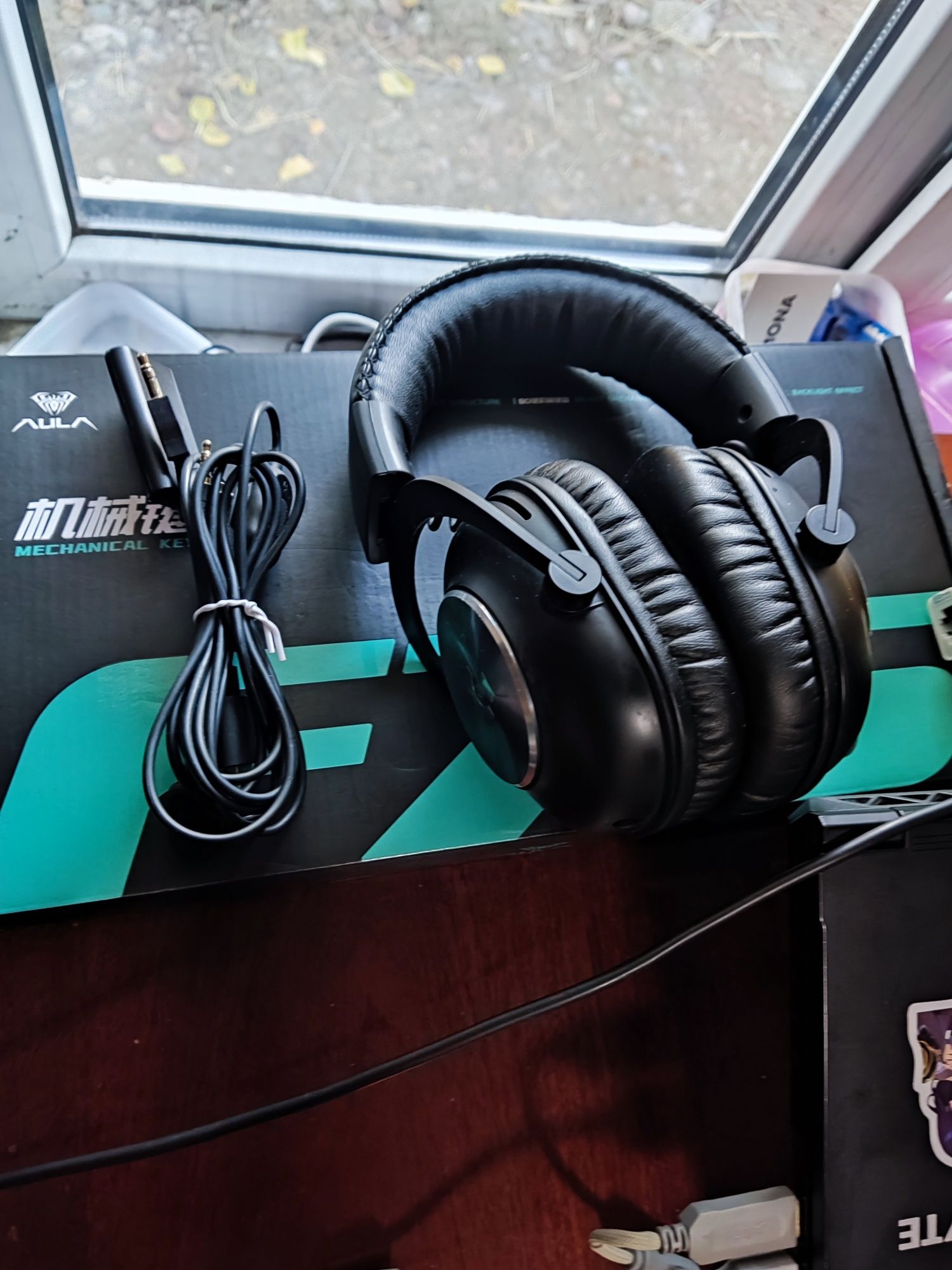 наушники Logitech G Pro