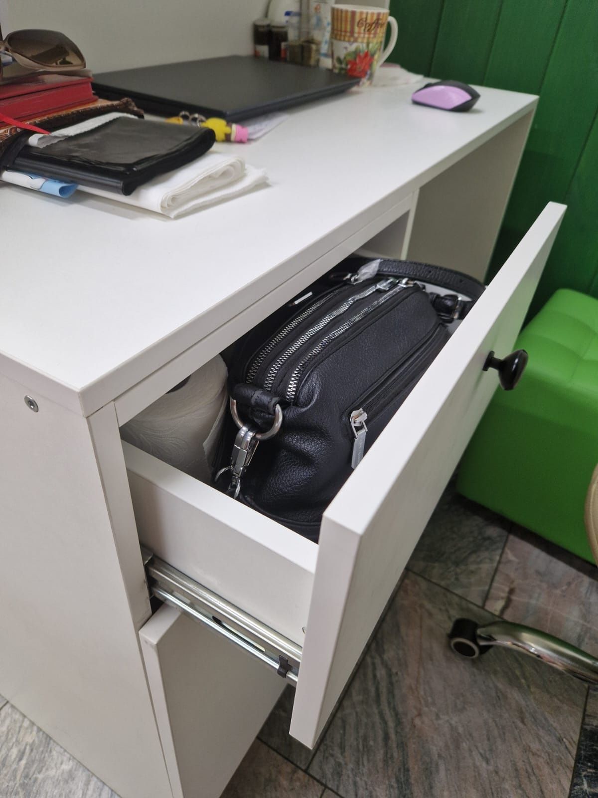 Респешн 100×50×120 в отличном состоянии
