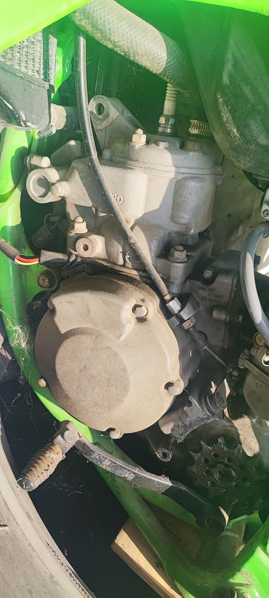 Двигатель от Кавасаки KX125