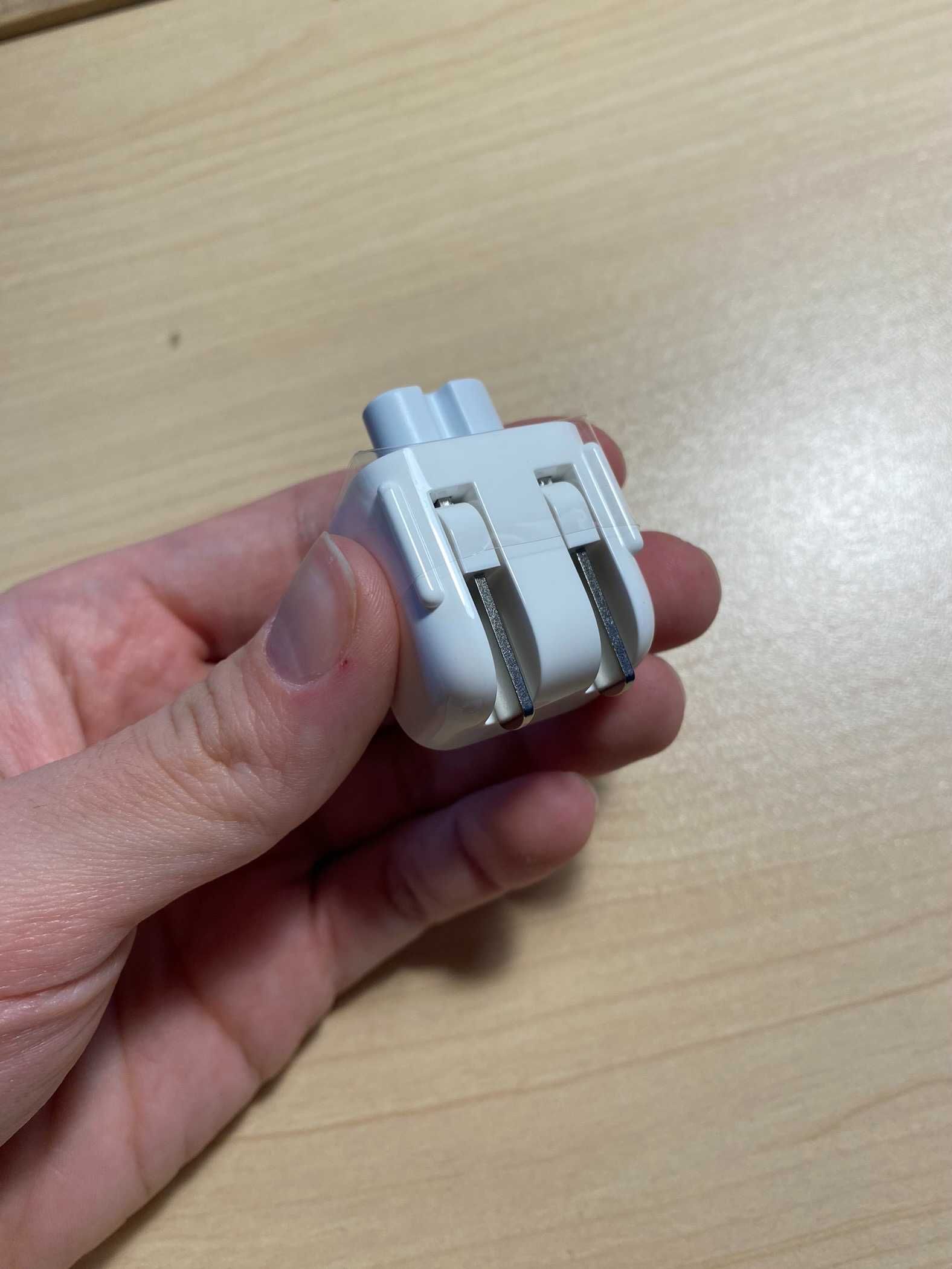 Адаптеры для MacBook