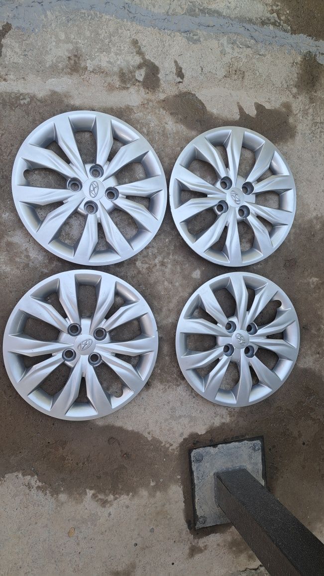 Калпаки для колес(Hyundai accent)