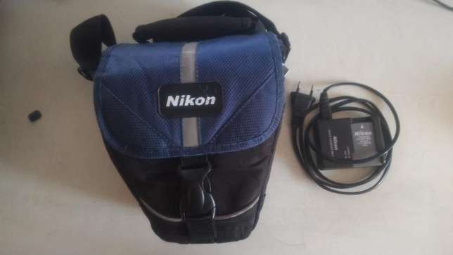 Nikon D5000