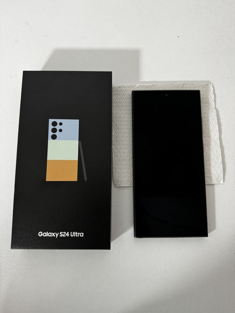 Смартфон Samsung Galaxy S24 Ultra 512GB