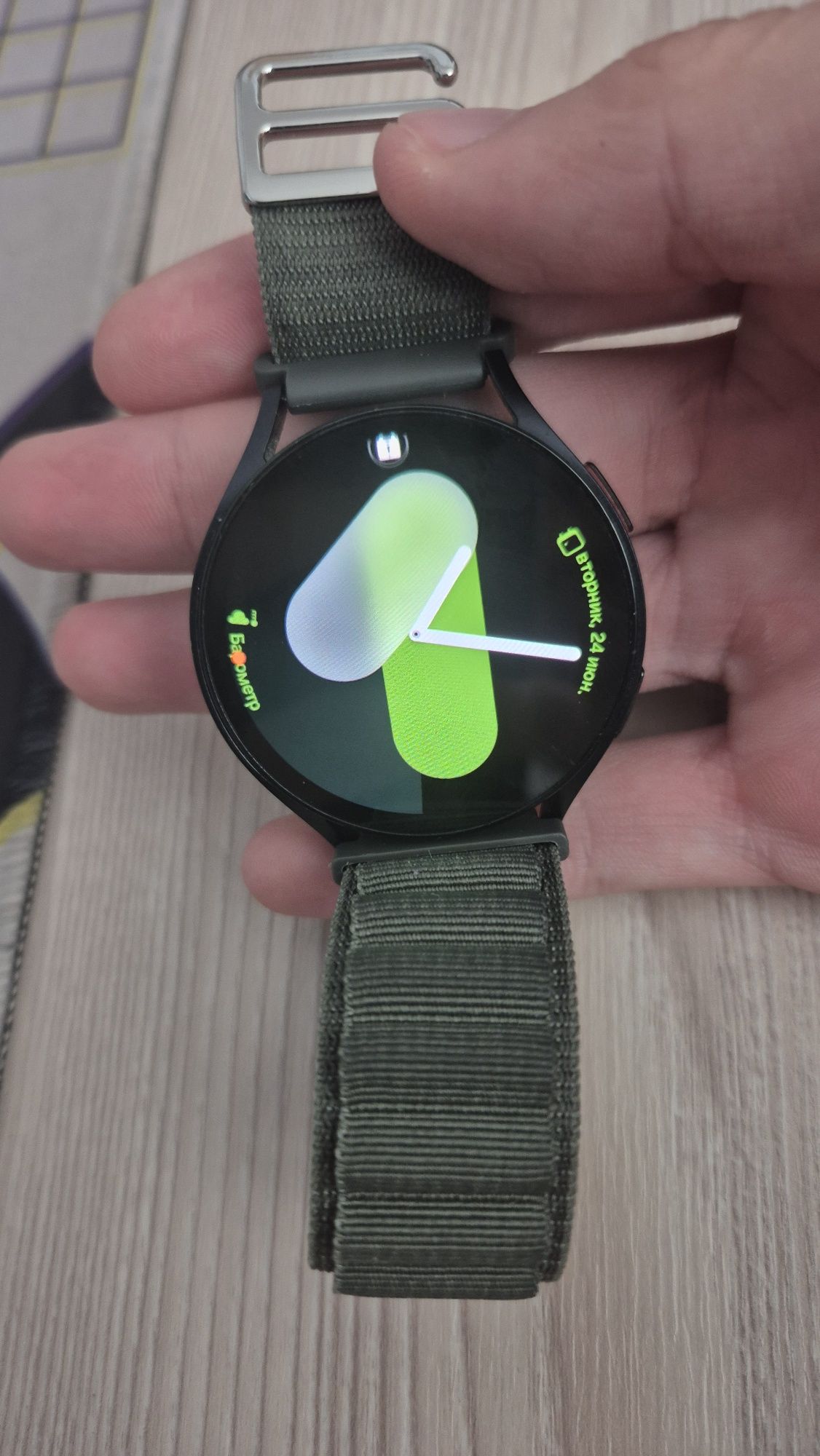 Продам самсунг watch 6
