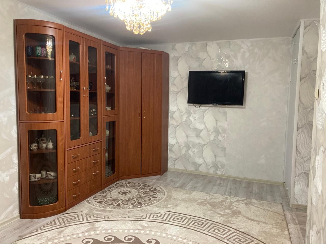 Продам 2-ух комнатную квартиру.