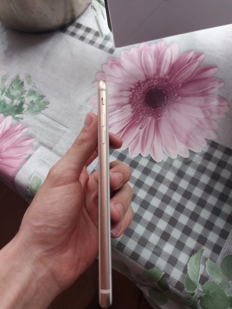 iPhone 8plus 256gb 100%akb