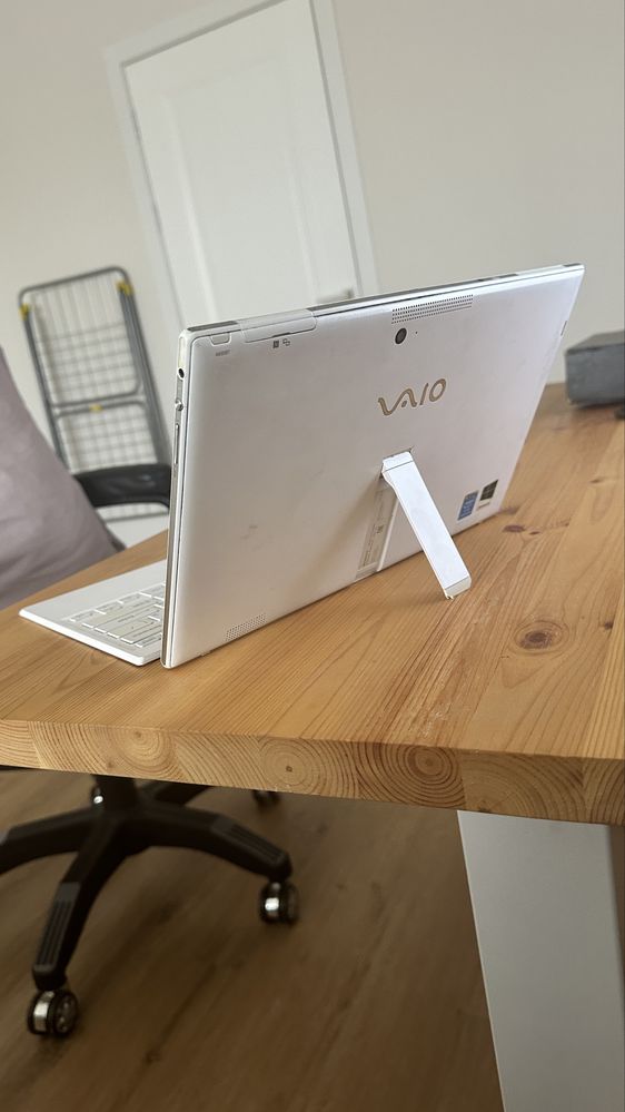 Компьютер Sony Vaio tap 11