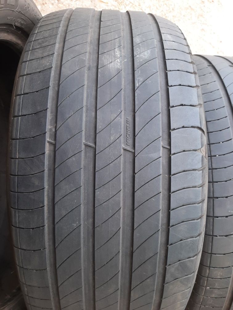 Продам шины 225/50/18 мишелин