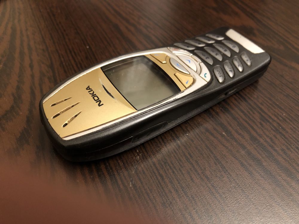 Планшеты и телефоны обмен. Nokia 6310. Винтаж.