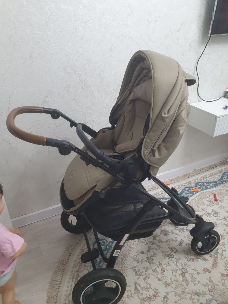 Продам коляску 2в1