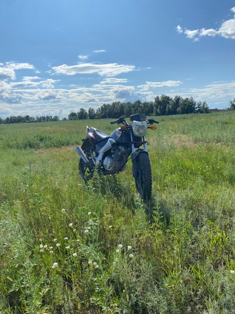 Продам мотоцикл  Lifan original 
В