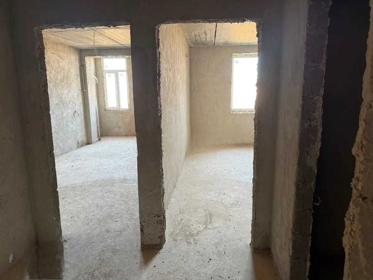 Продам 2 комн. евродвушку в черновом варианте в Уральске.