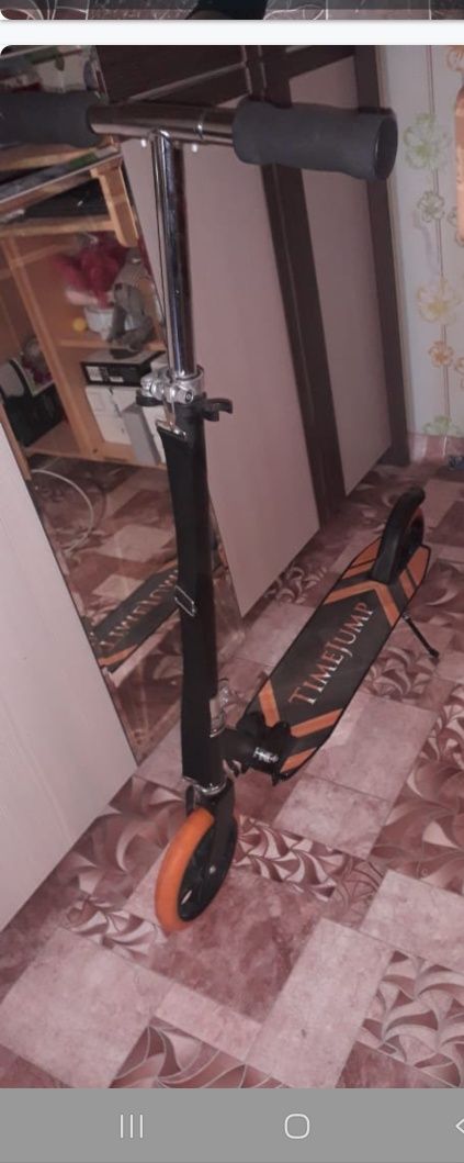 Продам самокат..
