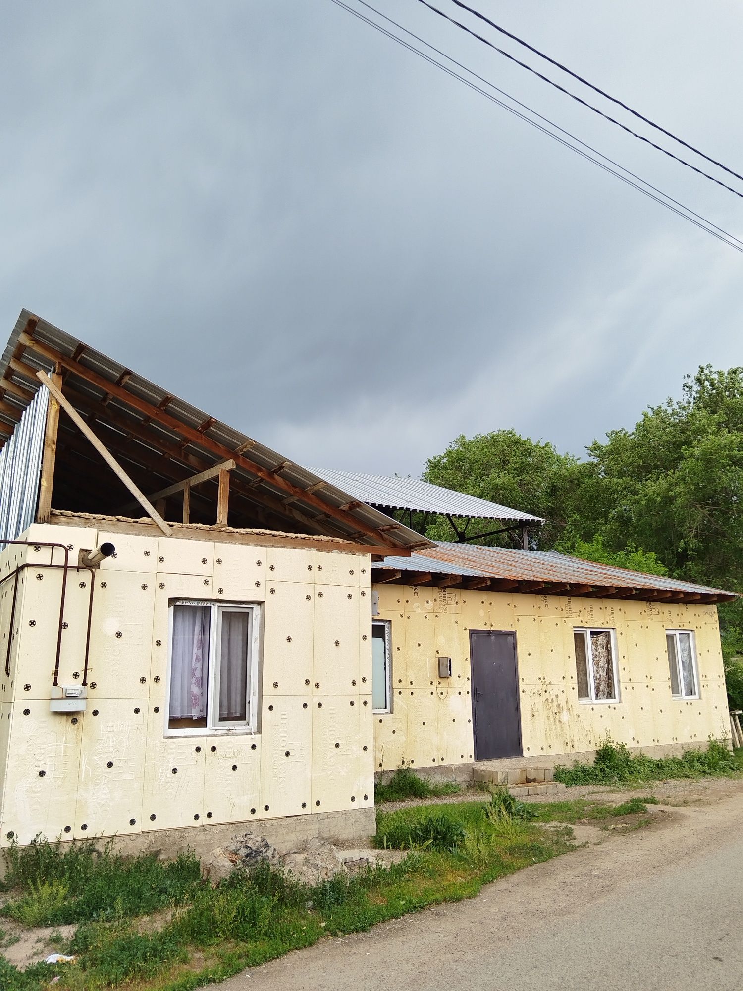 Продам Дом и времянку в селе Чемолган
