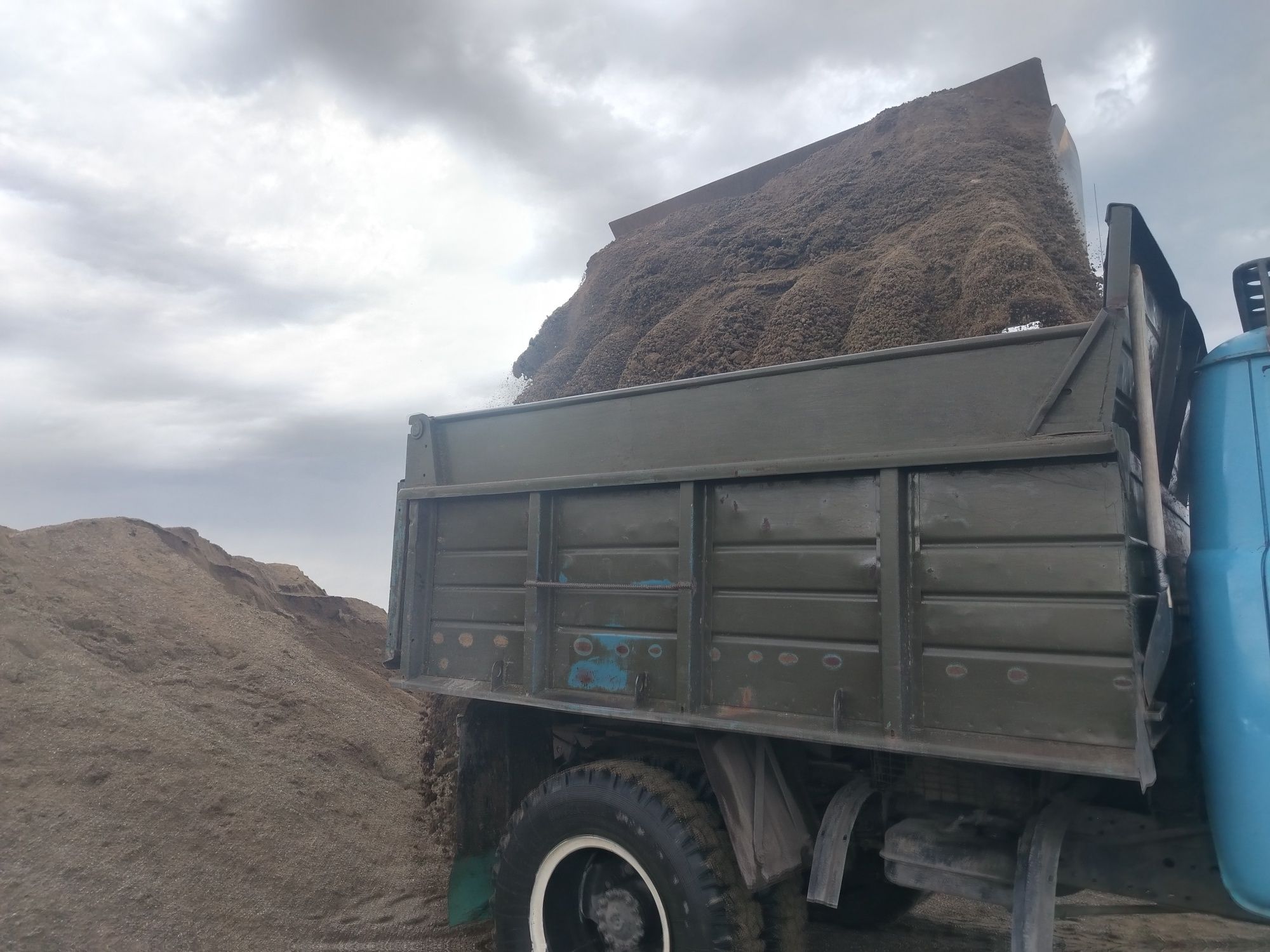 Гравий песок Отсев грунт щебень шлак