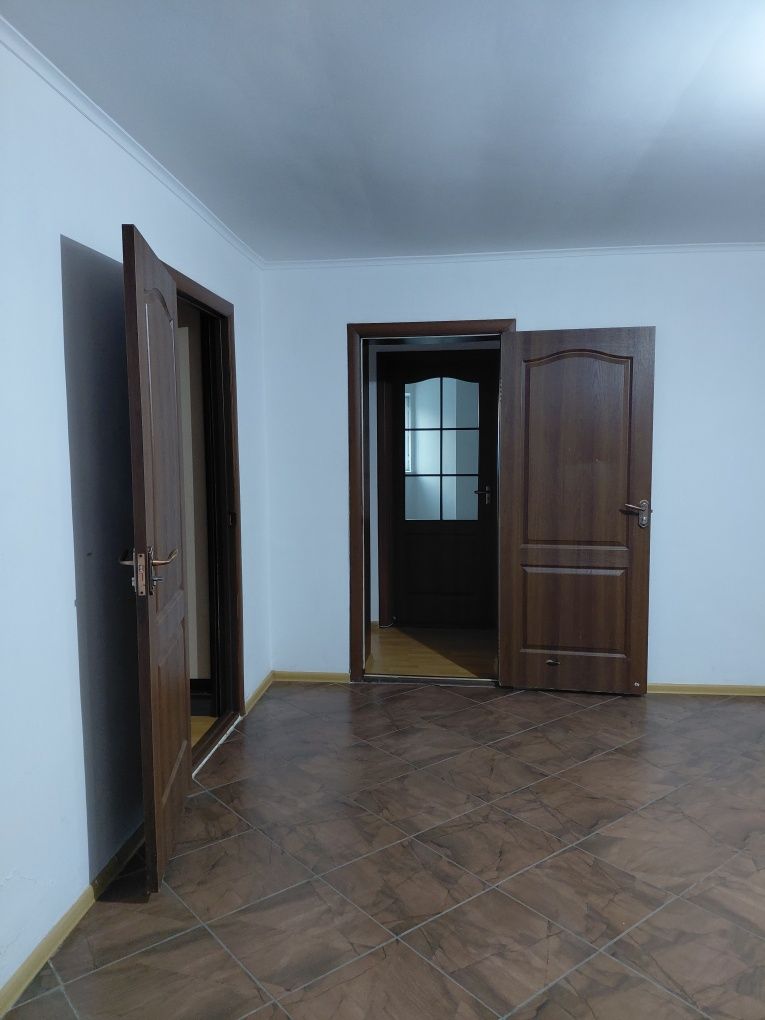 Продам коттедж 3 этажа