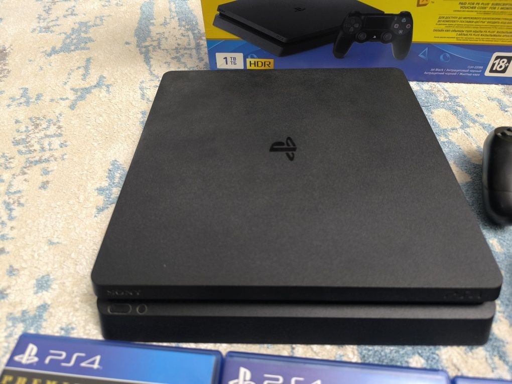 Sony PlayStation 4