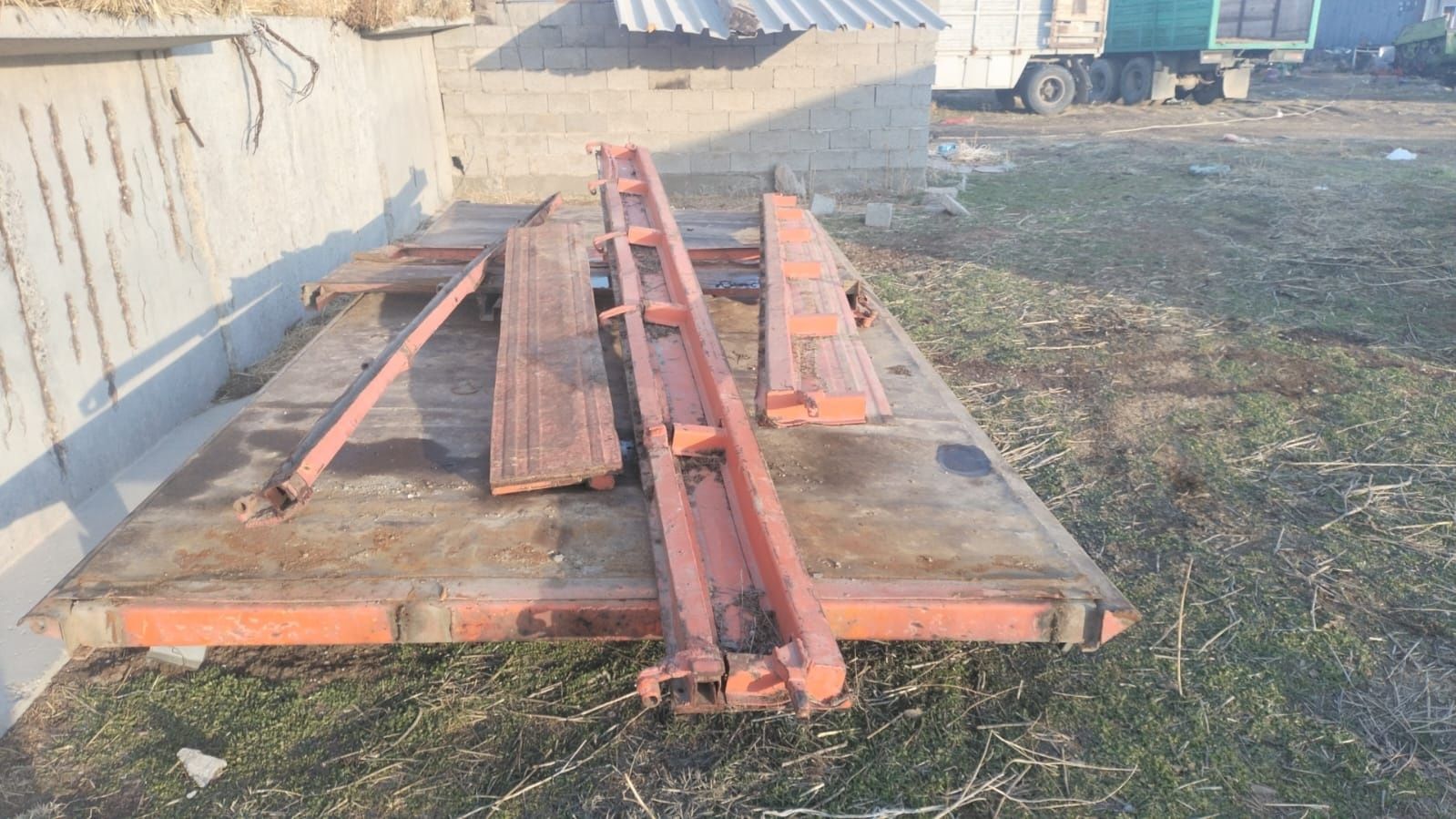 Продам сельхоз бортовой