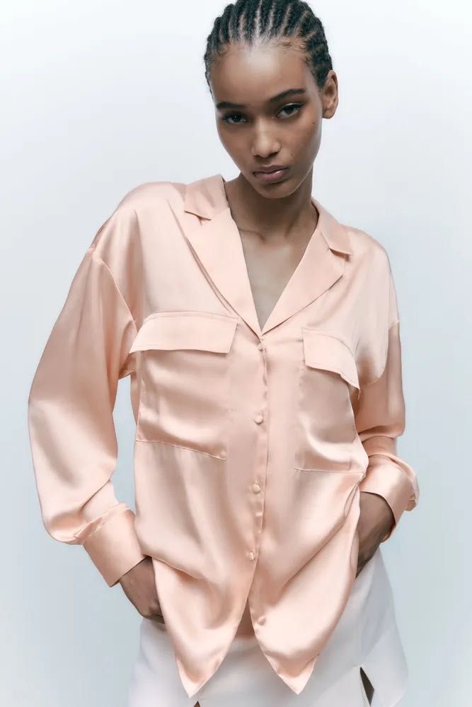 Сатиновая рубашка Zara с этикеткой