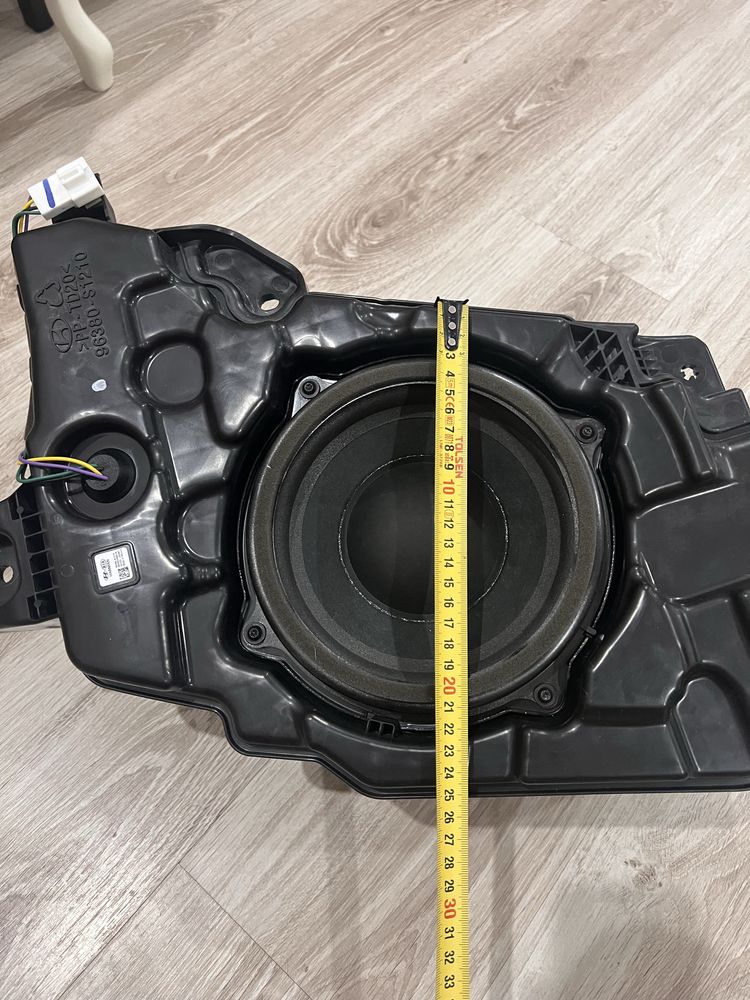 Динамик Harman Kardon (Hyundai Santa Fe)