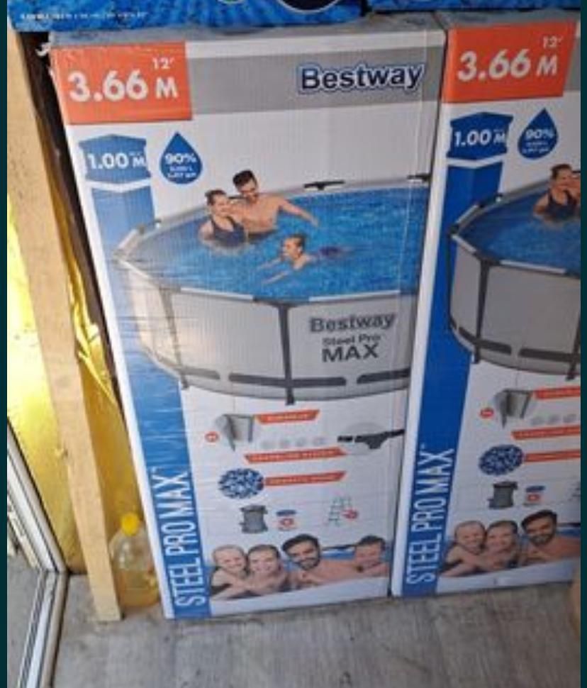 Продам бассейн имеется фильтр, накидка. Пользовались месяц