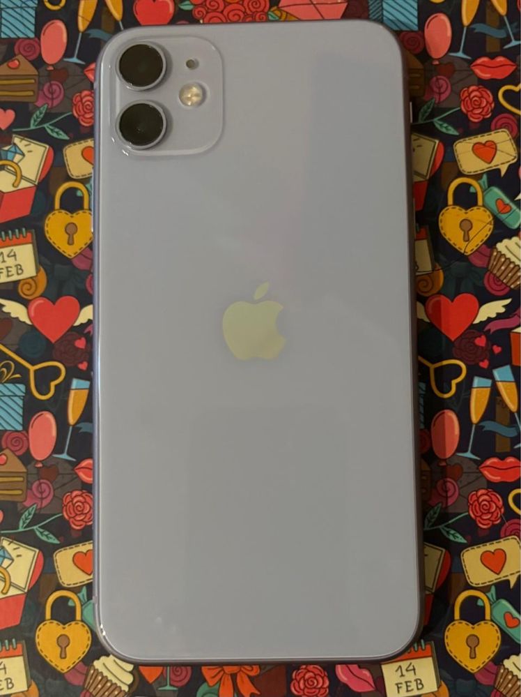 iPhone 11 в идеальном состоянии