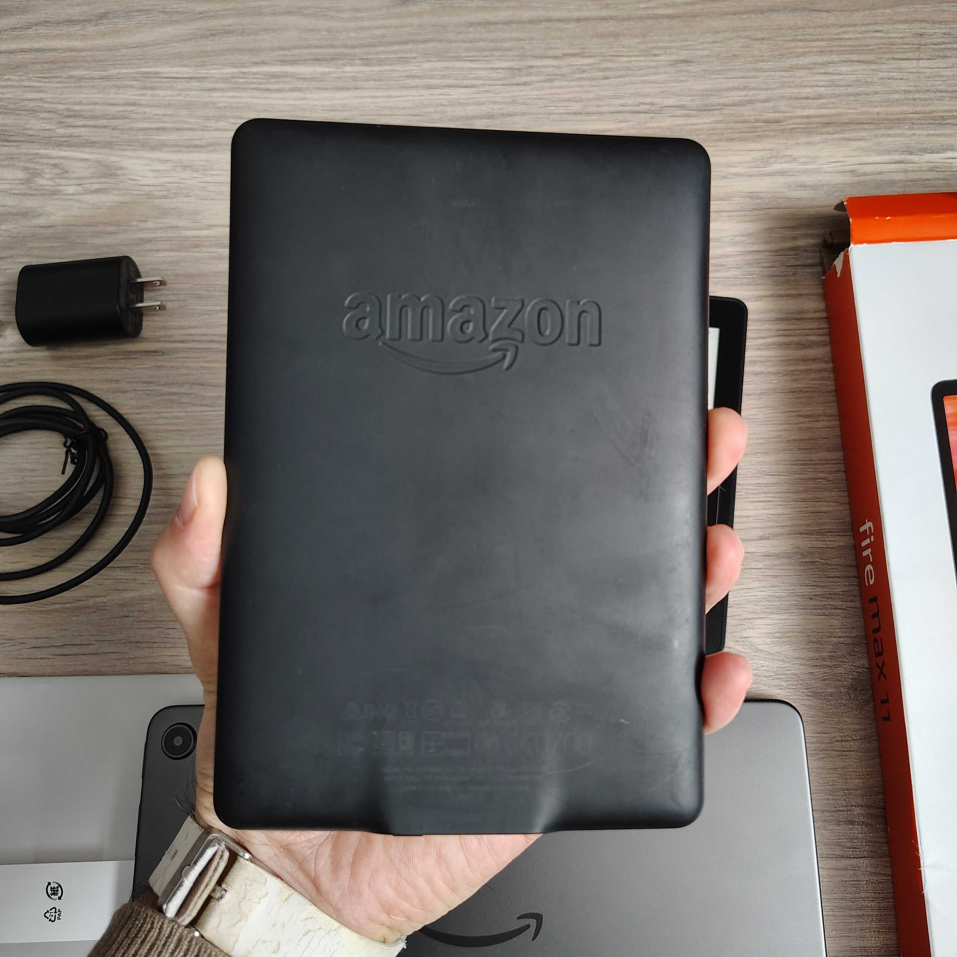 Новый американский планшет Amazon Fire Max 11 Kindle Paperwhite Voyage