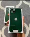 Apple iPhone 13 128 ГБ Зелёный б/у с коробкой со всеми документами.