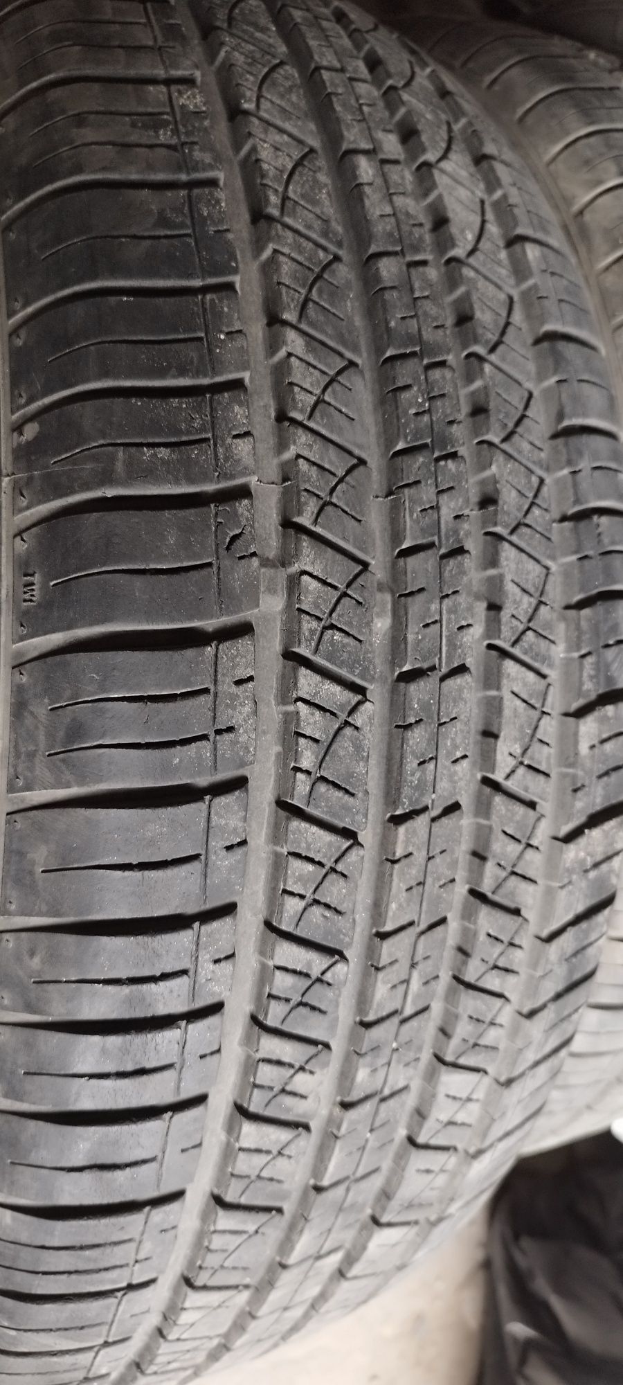 Продам летние шины 215/55/18