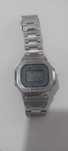 Casio g shock       .