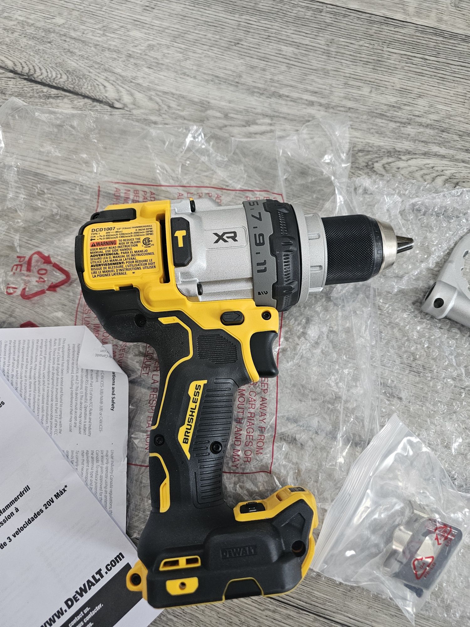 Продам ударный шуруповерт DeWalt DCD 1007