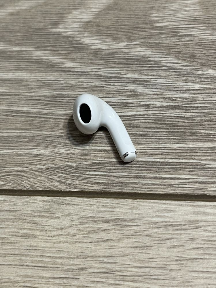 Левое ухо Airpods 3 оригинал