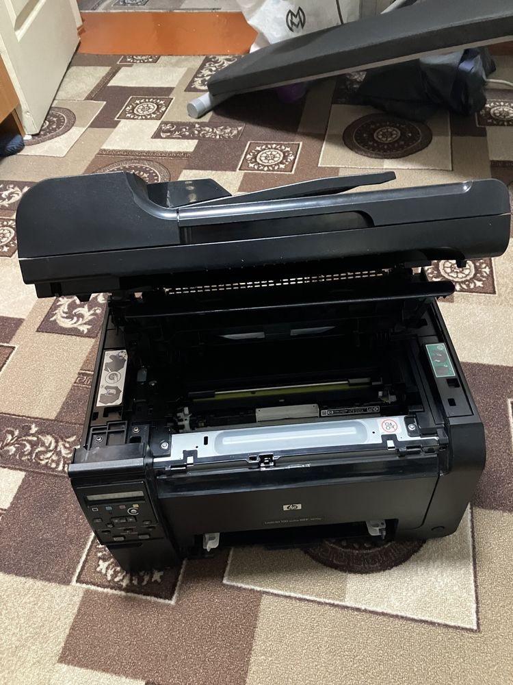 МФУ Принтер HP LaserJet 100 M175A