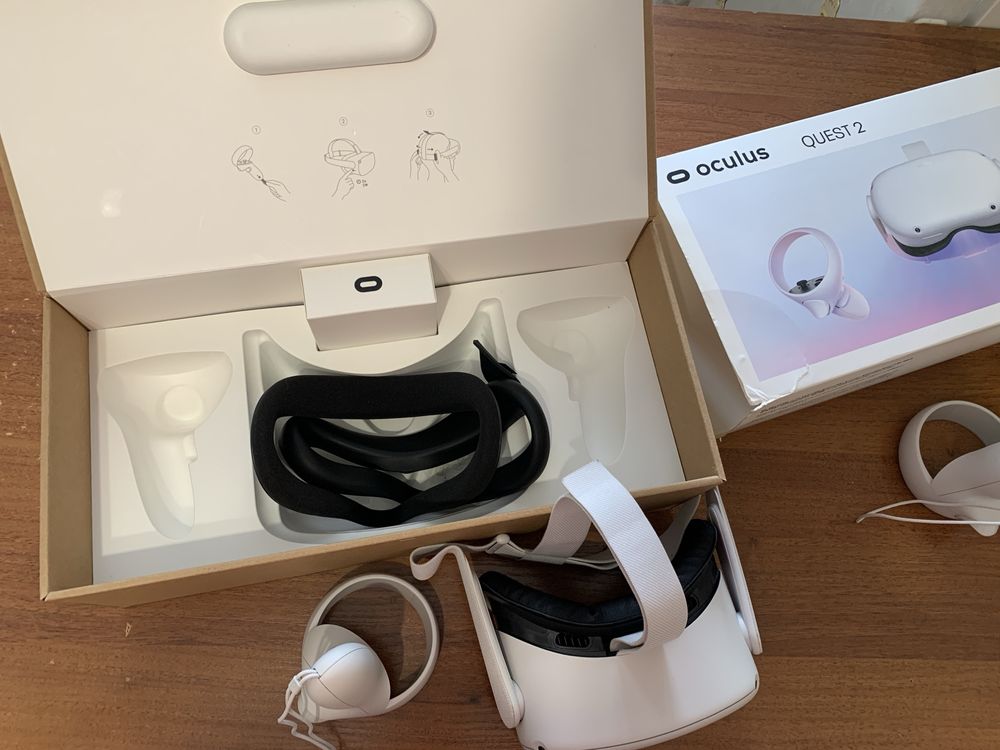 Очки виртуальной реальности Oculus Quest 2
