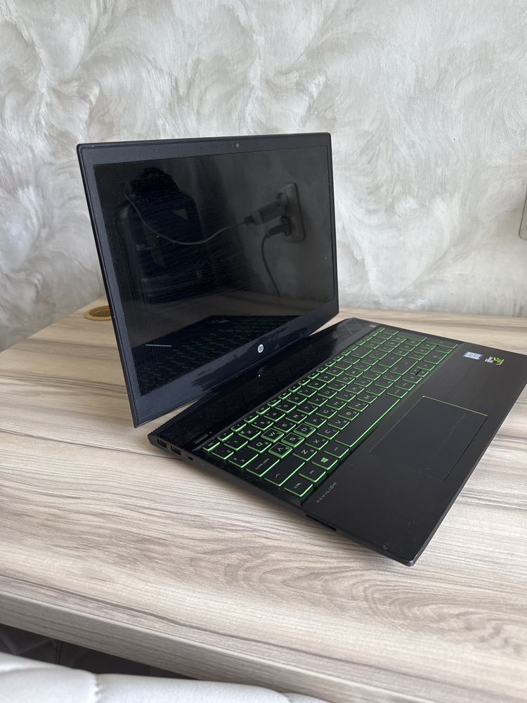 Ноутбук HP pavilion gaming
