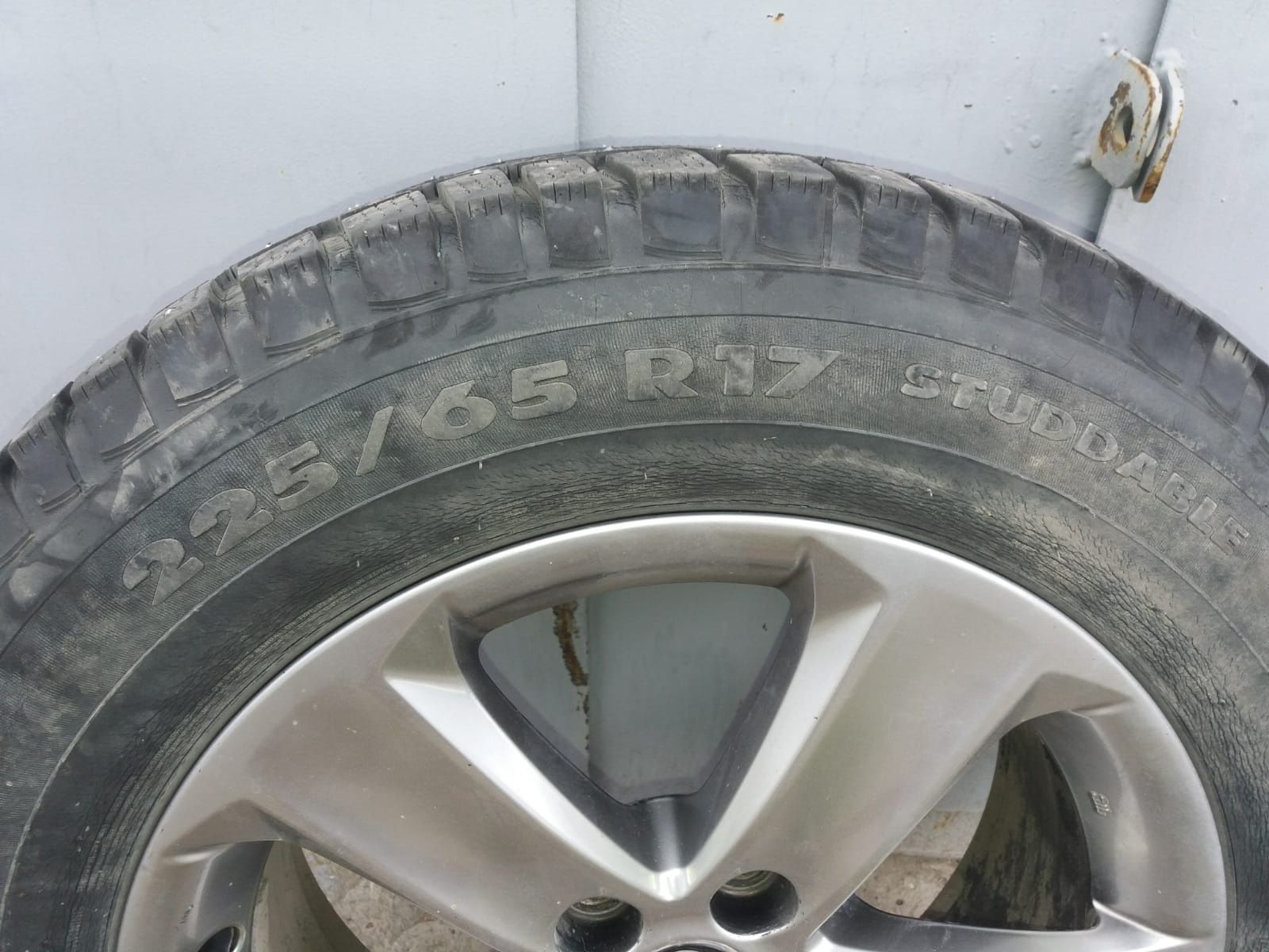 Шины на авто Champiro IcePro SUV 225/65 R17