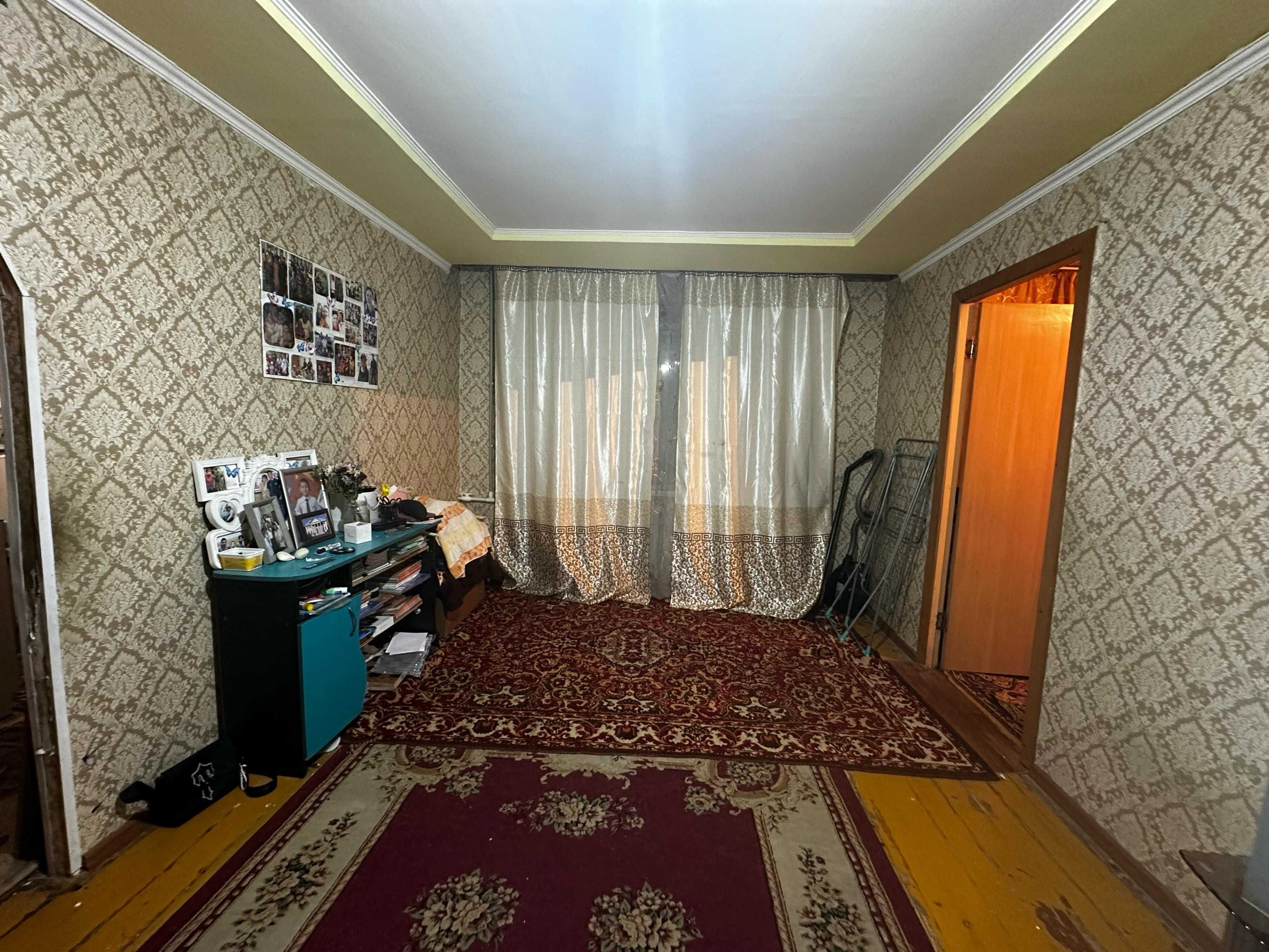 Продам 2-комнатную квартиру по ул.Блюхера!