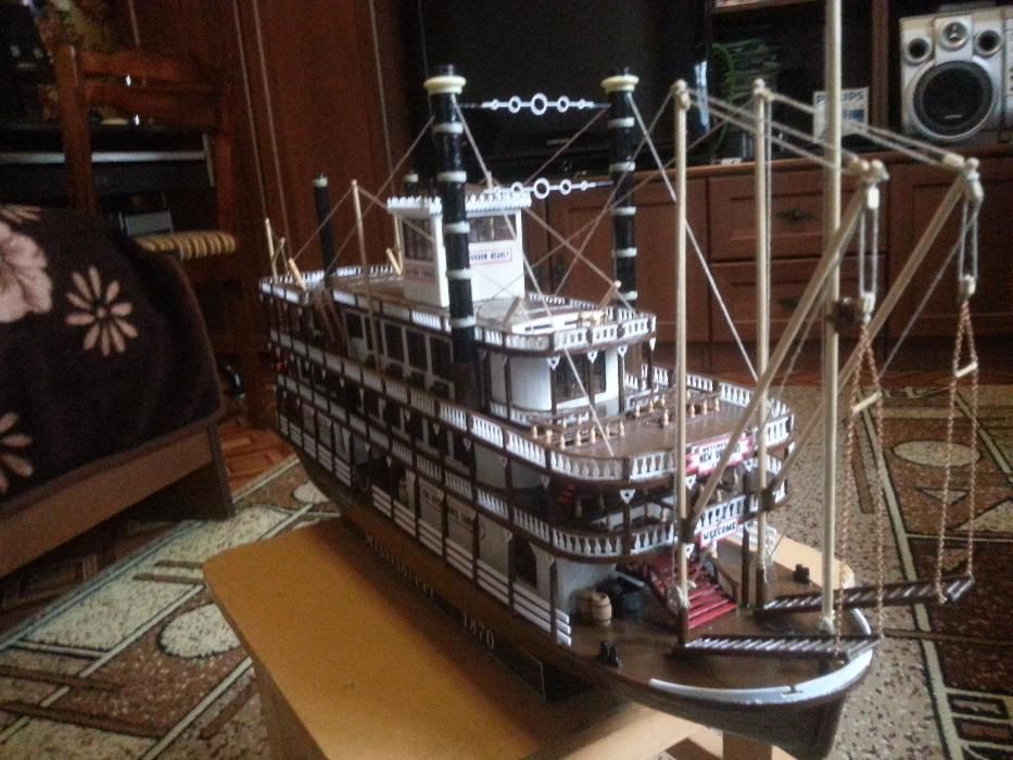 Продается деревянная модель корабля «Mississippi 1870» ручной работы