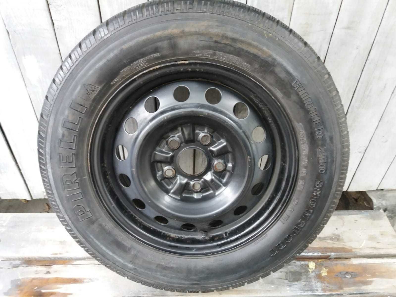 Диск одиночка R15 с резиной Pirelli 205/65/15