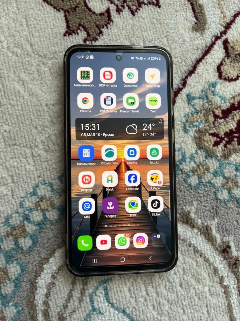 Продам Samsung S24 FE