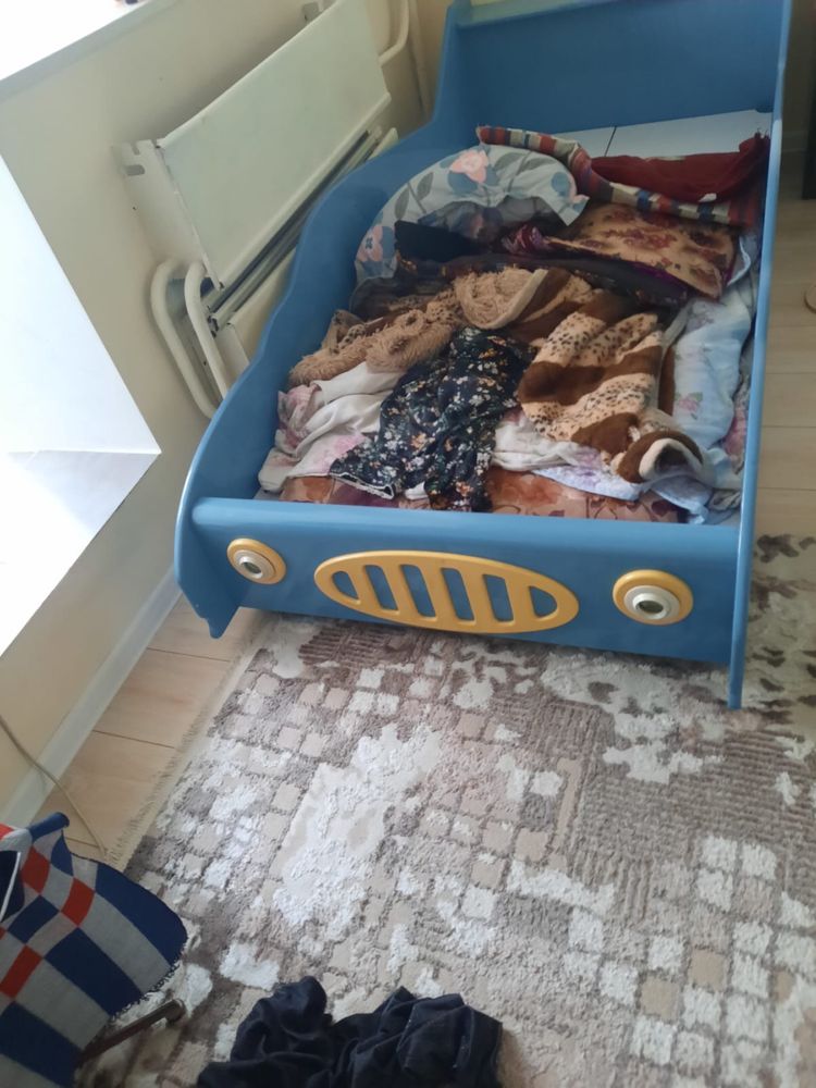 Детский кровать машина