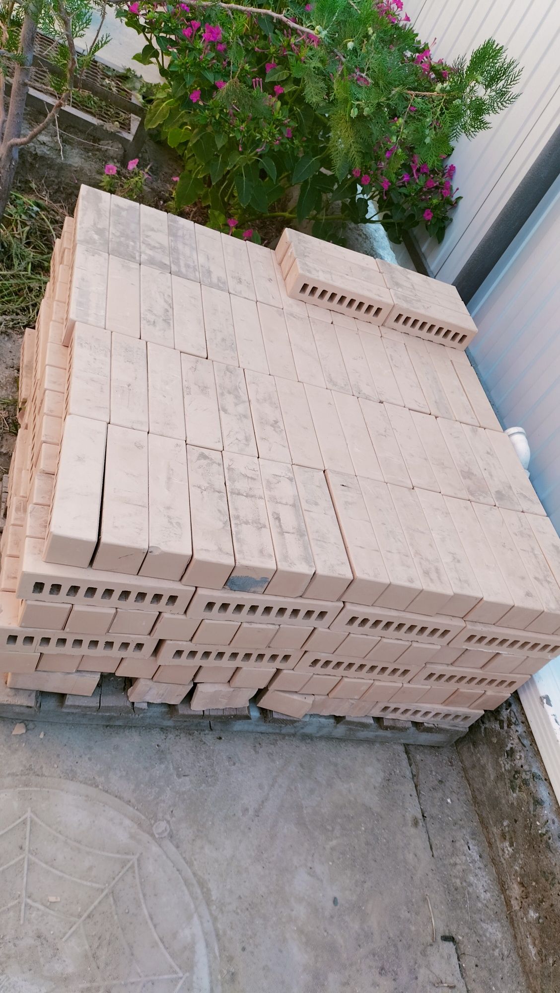 Кирпич солома 180тг