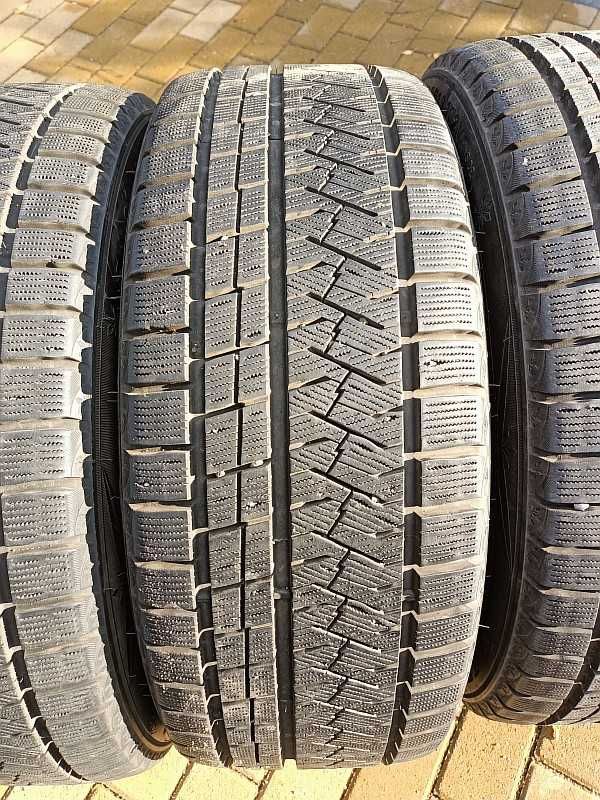 Шины 245/45 R19 - "Triangle SnowLink TWT02 PL02" (Китай), липучки.