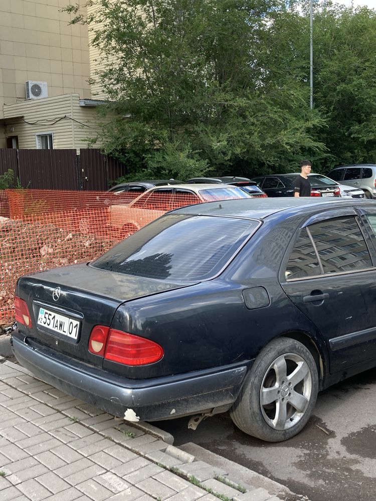 Продам мерс w210