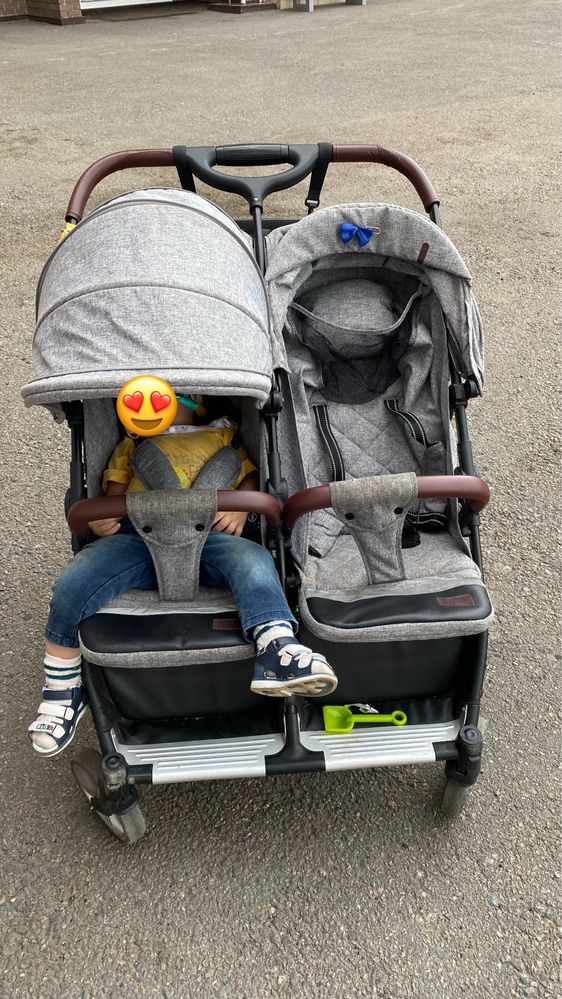 Коляска прогулочная CARRELLO Connect, для двойни