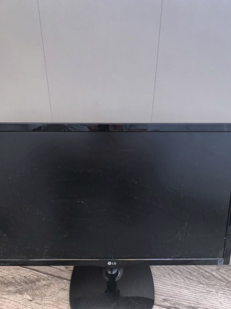 Продам Мониторы HP и LG на запчасти